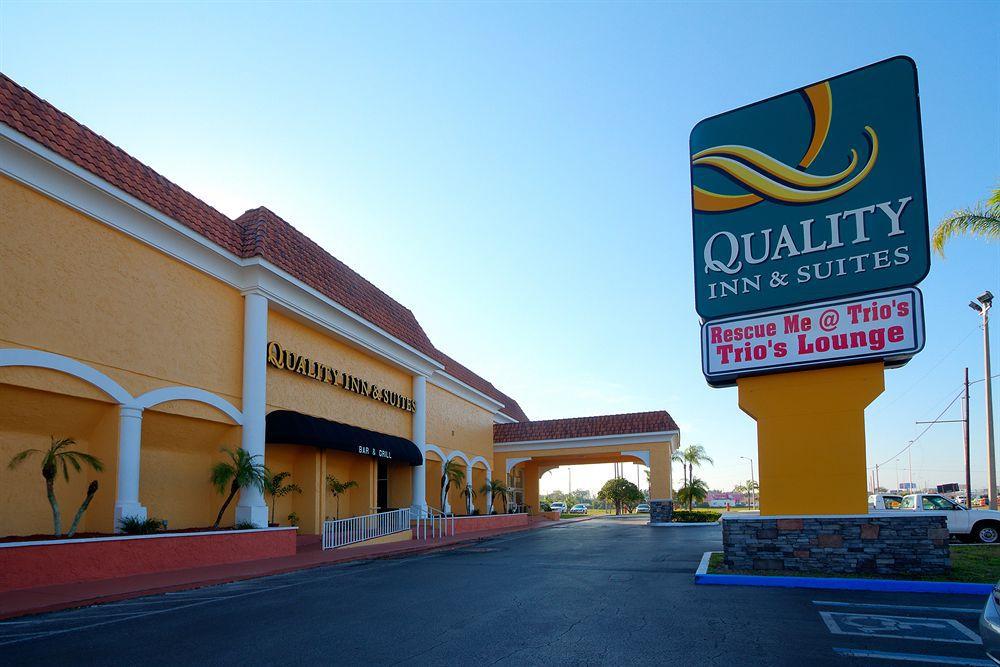 Quality Inn & Suites Conference Center New Port Richey Esterno foto